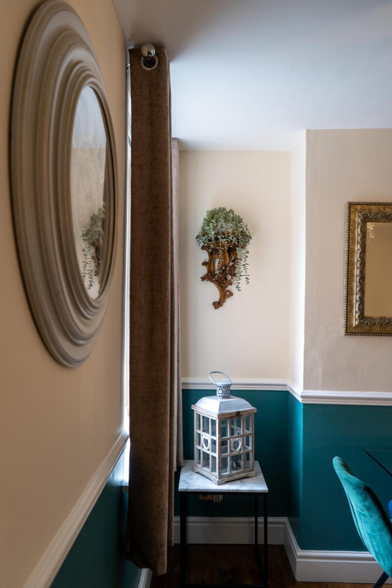 فيلا The Plumb Townhouse In Warwick Centre المظهر الخارجي الصورة